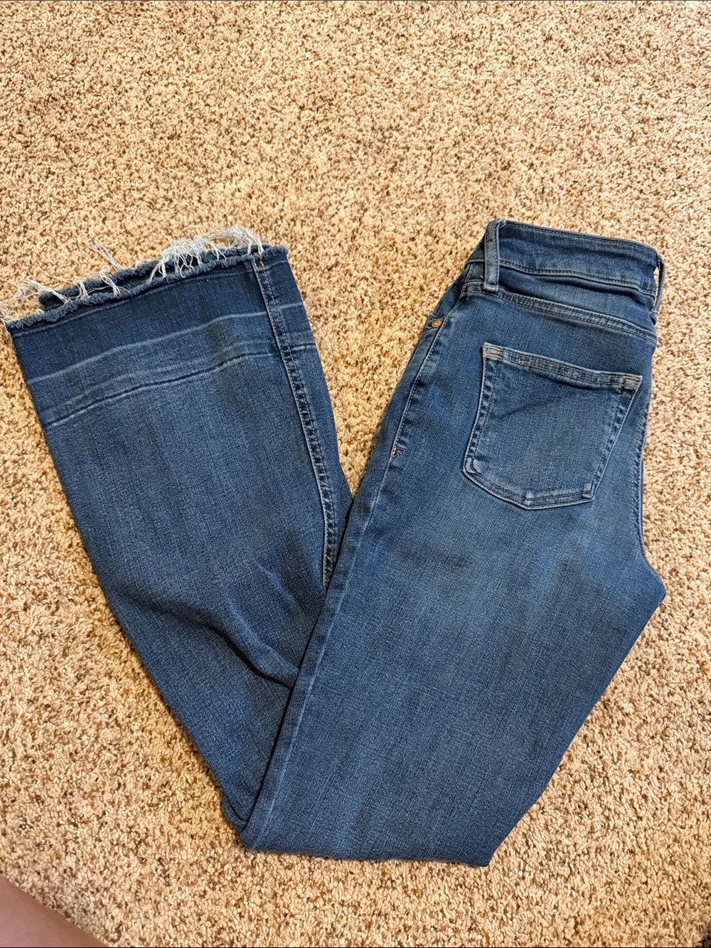 High-Rise Wide Leg Jeans in Medium Blue with Frayed Hem